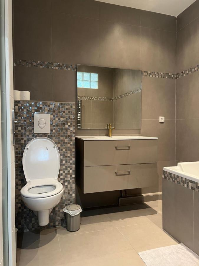 Suite Junior Independante Париж Экстерьер фото